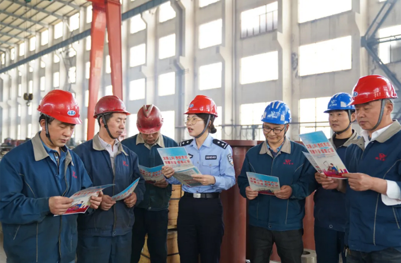 抵制網(wǎng)絡(luò)謠言、共建清朗家園宣傳活動走進(jìn)鵬飛